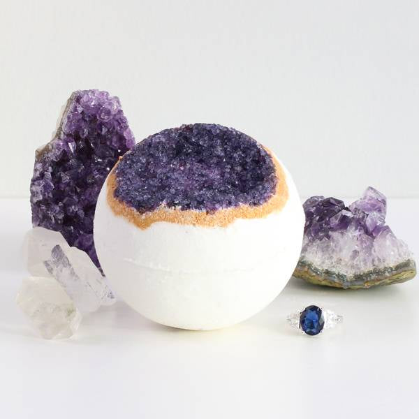 Amethyst Geode Ring Bath Bomb