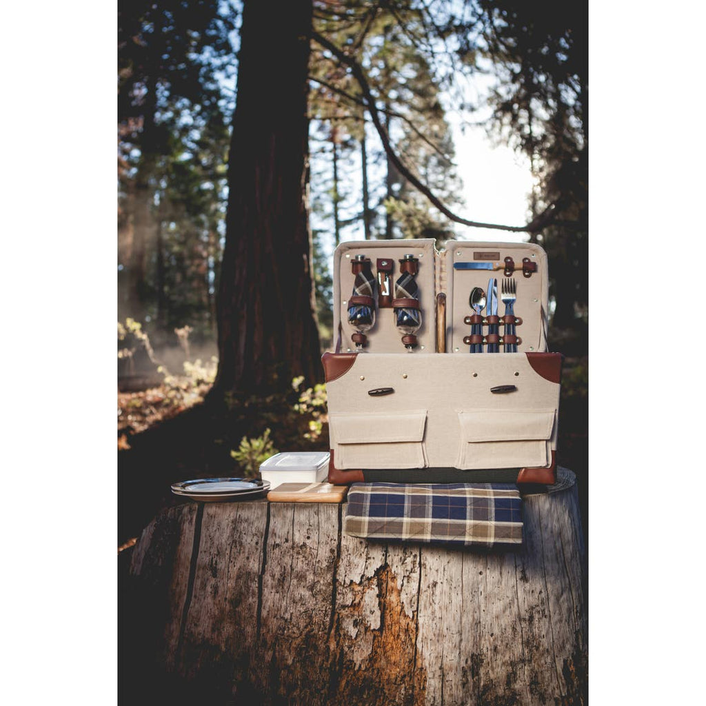 Pioneer Picnic Basket