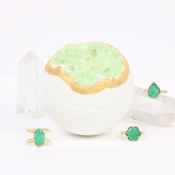 Emerald Druzy Geode Ring Bath Bomb