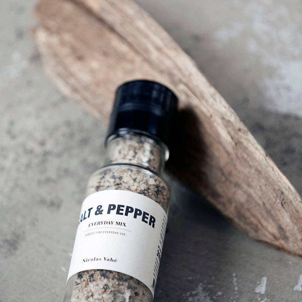 Salt and Pepper Everyday Mix