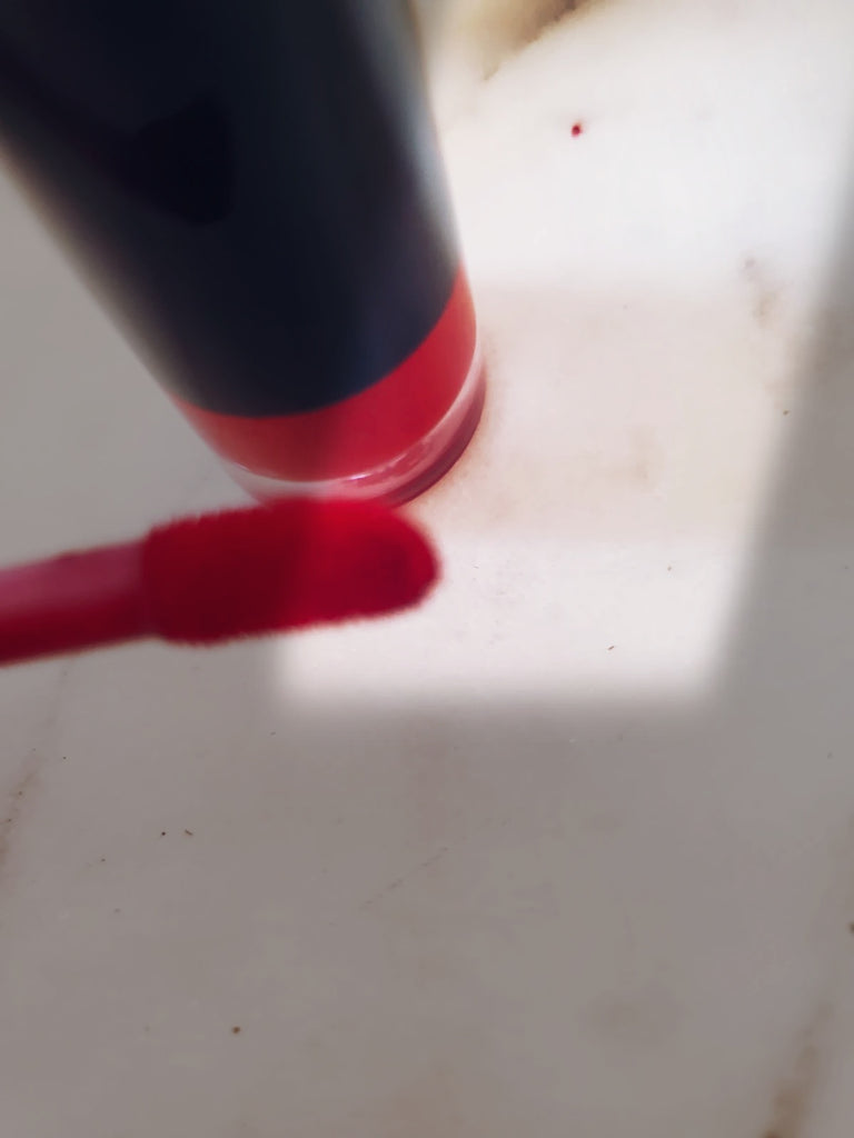 TAYsha Expensive BAP Red Lipgloss