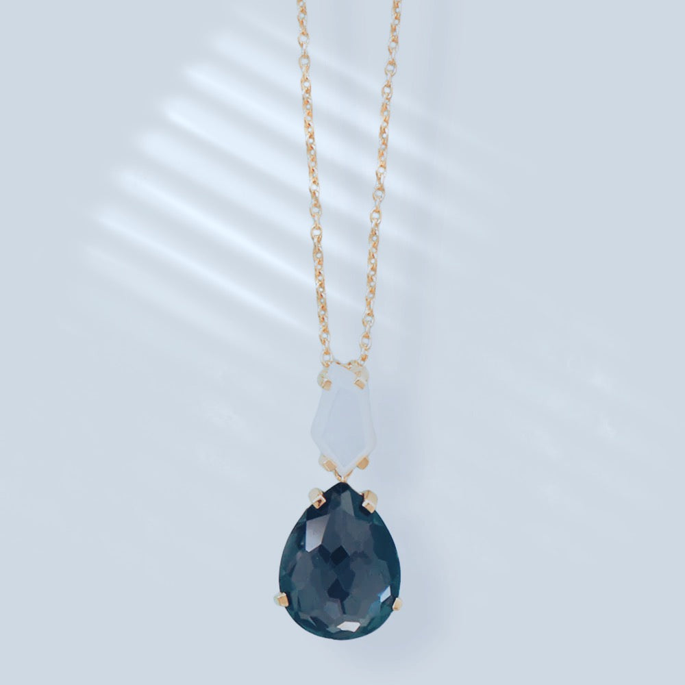 Meet Me At The Met! Necklace