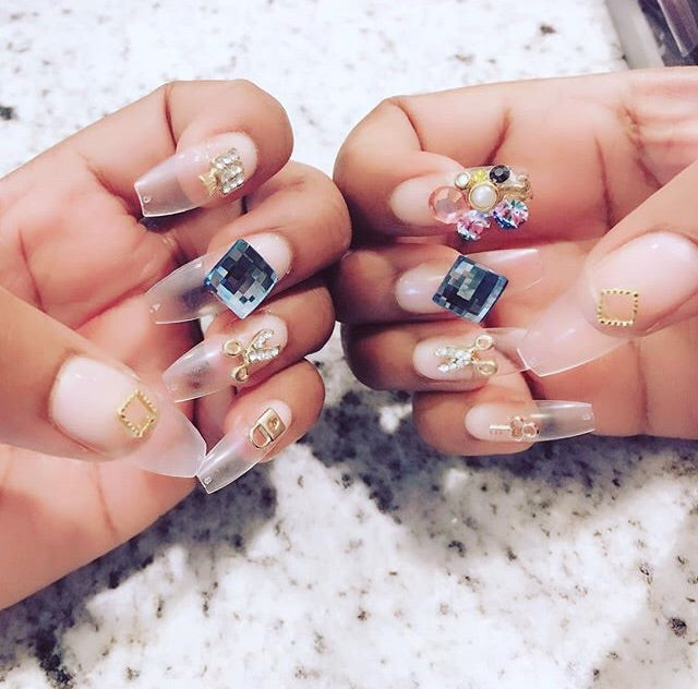 Floating  Baubles BeauTAYful Ballerina TAYnail Kit